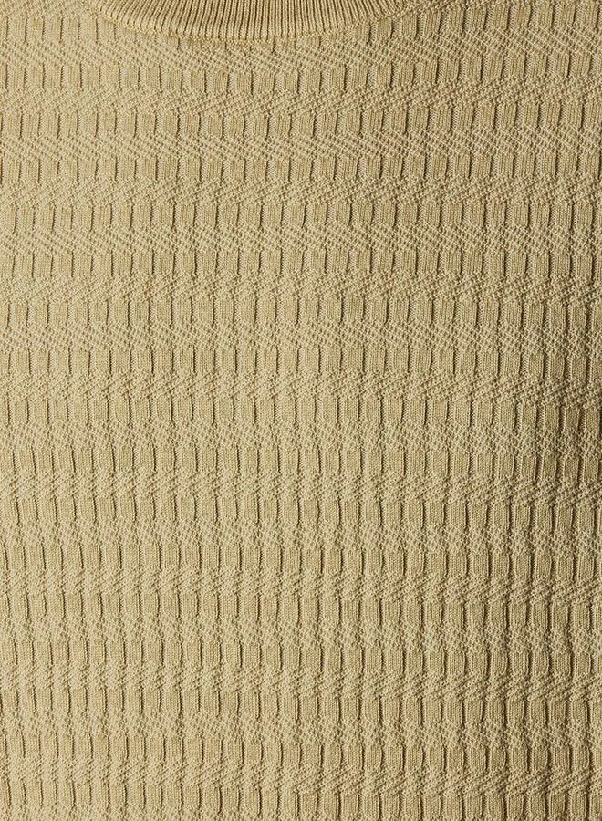 Iconic Iconic Men Regular Fit Crew Neck Short Sleeves Textured T-shirt